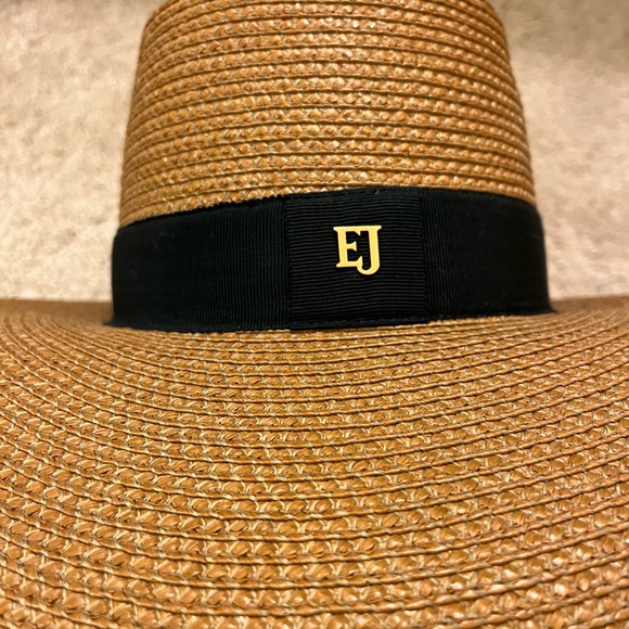 SOLD Eric Javits Daphne Hat Wide Brim SPF 50 Black/Natural - Picture 3 of 7